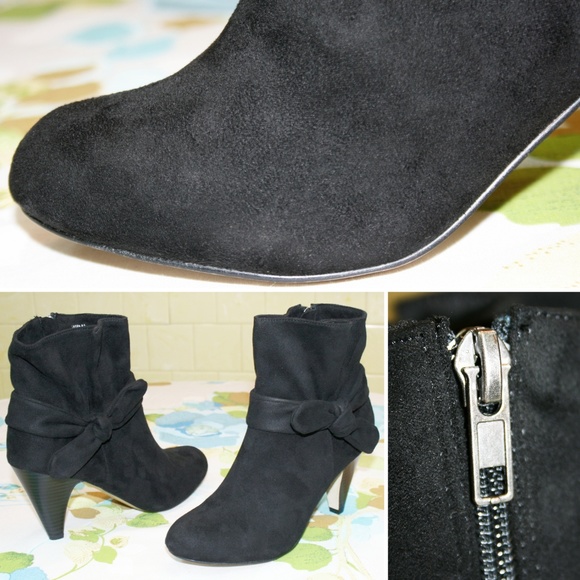Bow Embellished Suede Heeled Ankle Boots NIB - Picture 7 of 8